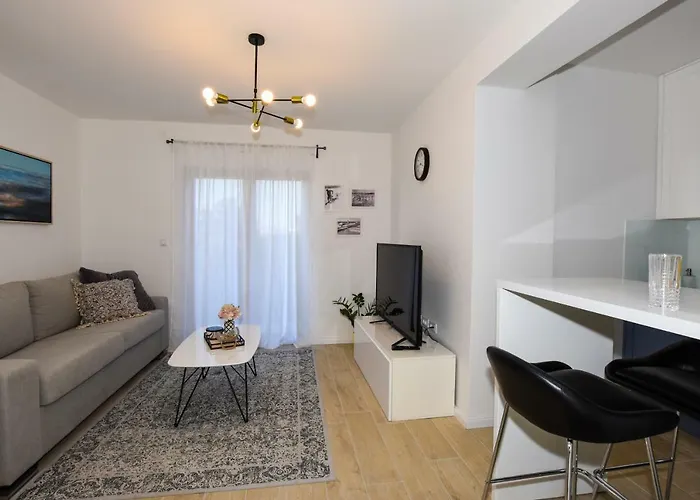 Apartment Laura Pag Town