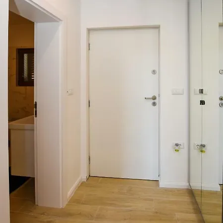 Apartment Laura Pag Town
