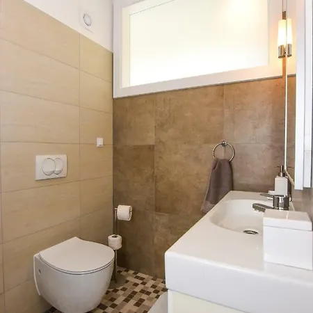 Apartment Laura Pag Town