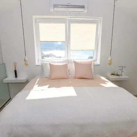 Apartamento Laura Pag Town
